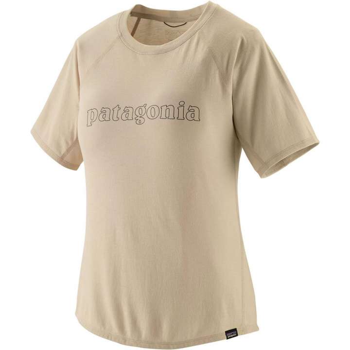 Priser på Patagonia Womens Cap Cool Trail Graphic S/S Shirt (Beige (OUTLINE LOGO: PUMICE) Small)