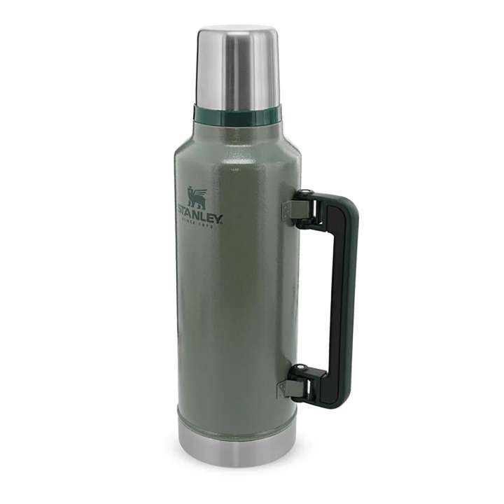 Priser på Stanley Legendary Classic Bottle 1,9 L (Grøn (HAMMERTONE GREEN))